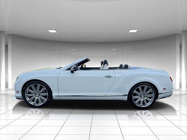 Photo of 2015 White Bentley Continental GT