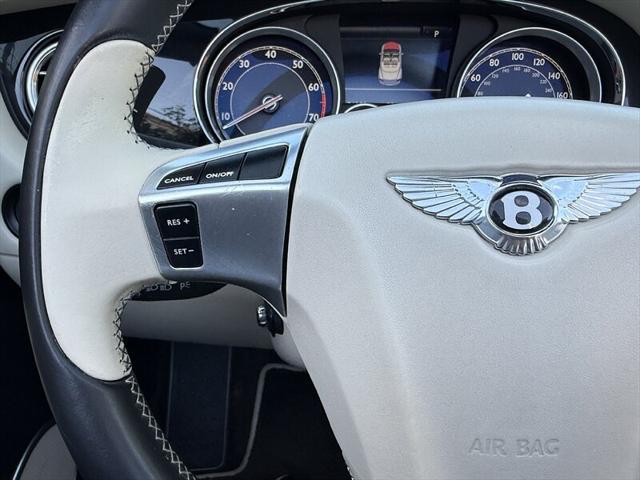 Photo of 2015 White Bentley Continental GT