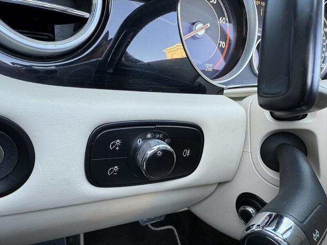 Photo of 2015 White Bentley Continental GT