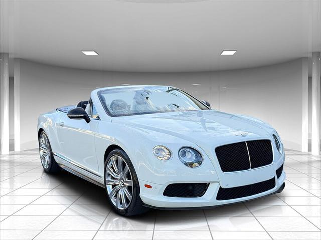 Photo of 2015 White Bentley Continental GT
