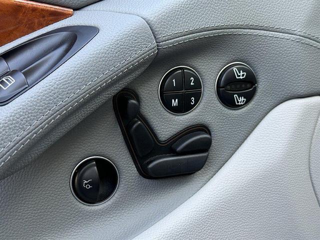 Photo of 2003 Silver Mercedes-Benz SL-Class