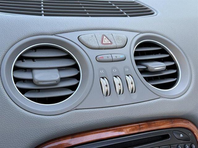 Photo of 2003 Silver Mercedes-Benz SL-Class