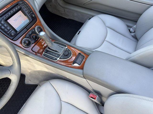 Photo of 2003 Silver Mercedes-Benz SL-Class