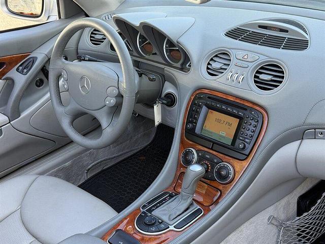 Photo of 2003 Silver Mercedes-Benz SL-Class