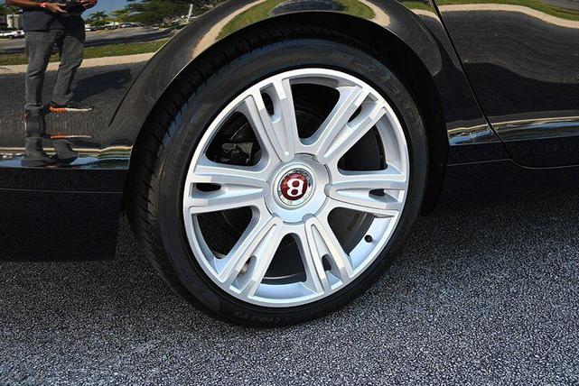 Photo of 2015 Beluga Solid Bentley Flying Spur