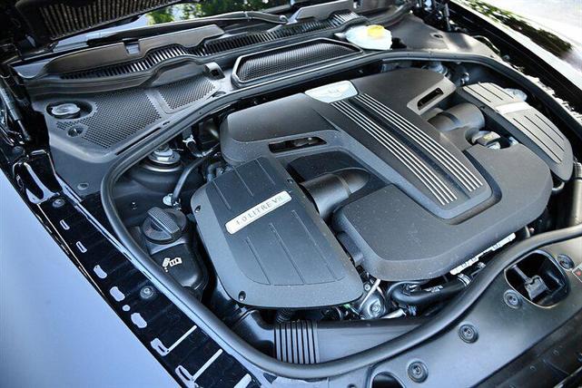 Photo of 2015 Beluga Solid Bentley Flying Spur