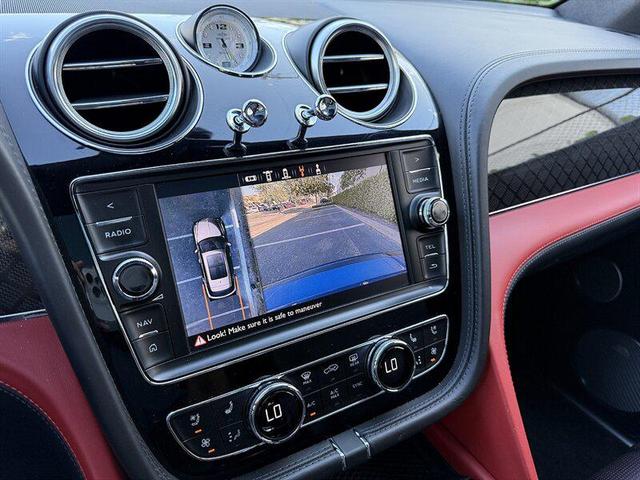 Photo of 2020 Blue Bentley Bentayga