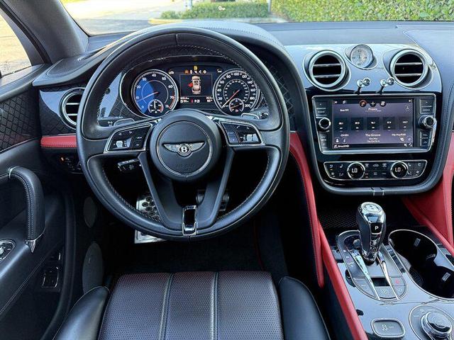Photo of 2020 Blue Bentley Bentayga