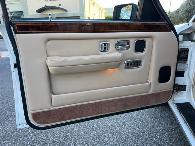 Photo of 1997 White Rolls-Royce Silver Dawn