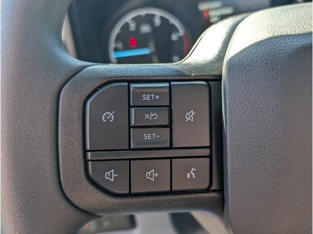 Photo of 2026 Oxford White Ford F-350