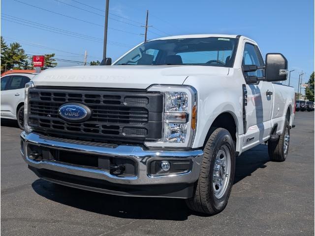Photo of 2026 Oxford White Ford F-350