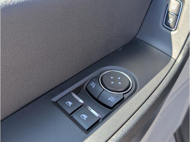 Photo of 2026 Oxford White Ford F-350
