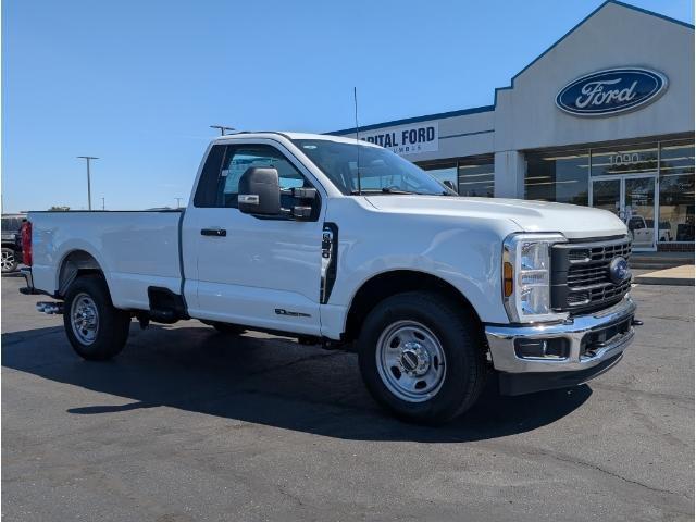 Photo of 2026 Oxford White Ford F-350