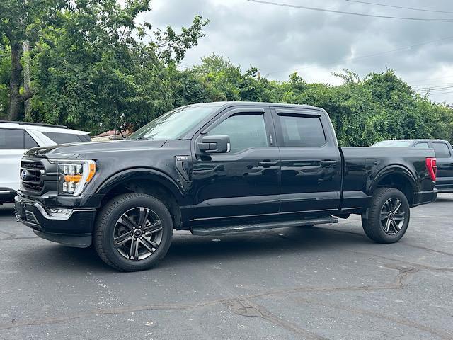 Photo of 2022 Agate Black Metallic Ford F-150