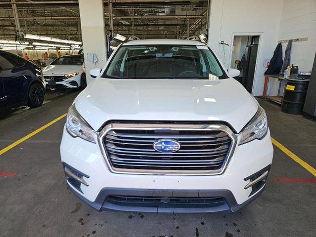 Photo of 2022 Crystal White Pearl Subaru Ascent