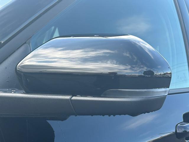 Photo of 2025 Agate Black Metallic Ford Explorer