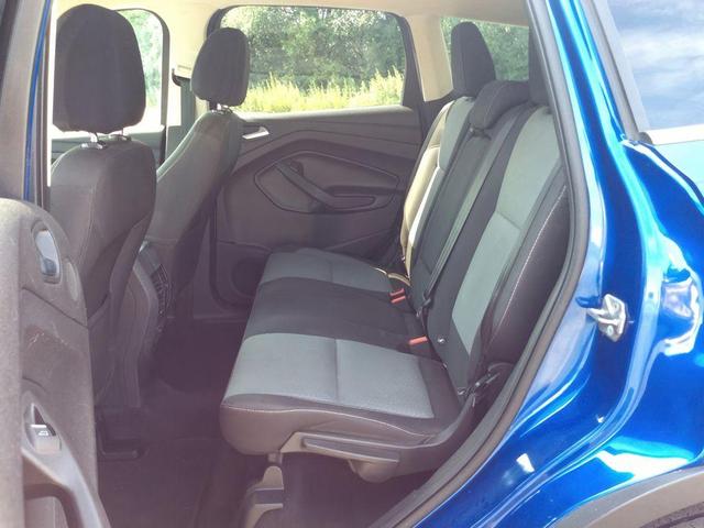 Photo of 2017 Lightning Blue Metallic Ford Escape