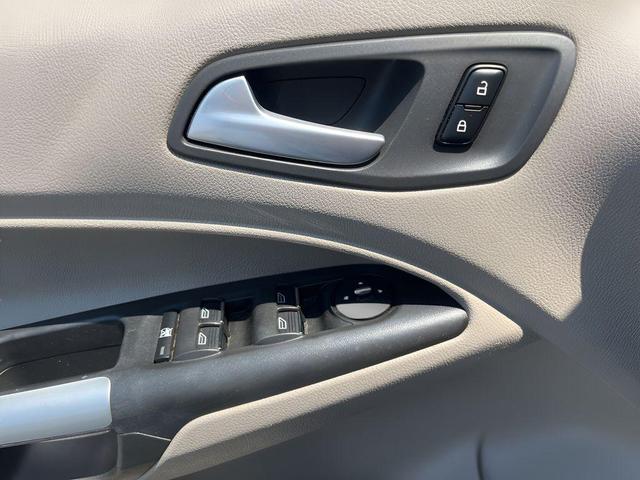Photo of 2015 Frozen White Ford Transit Connect