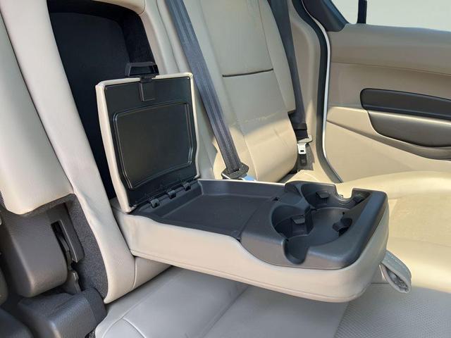 Photo of 2015 Frozen White Ford Transit Connect