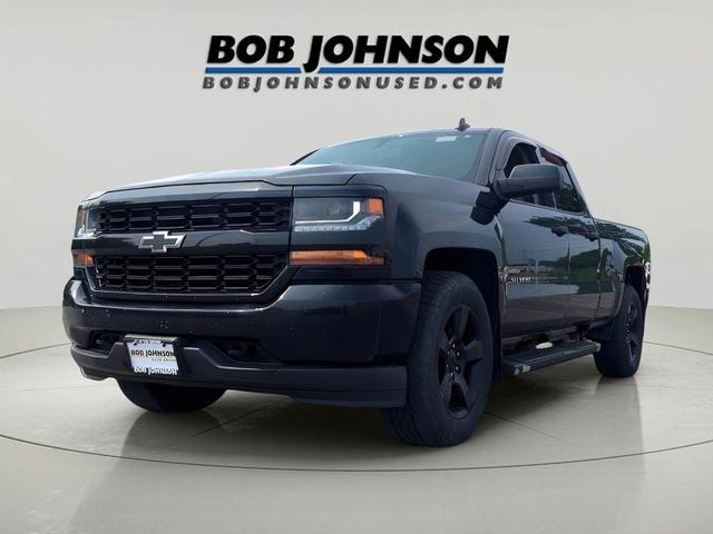 Photo of 2017 Black Chevrolet Silverado 1500
