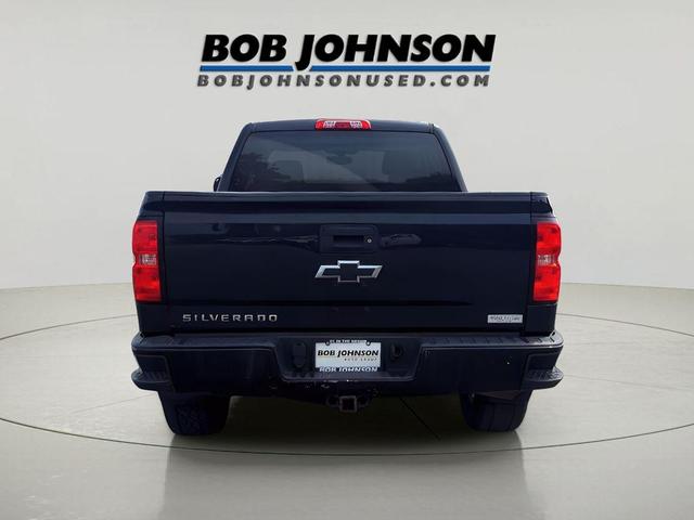 Photo of 2017 Black Chevrolet Silverado 1500