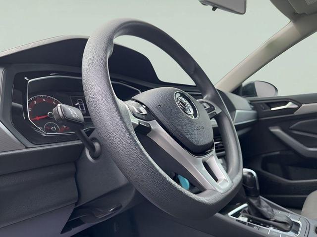Photo of 2019 Black Volkswagen Jetta