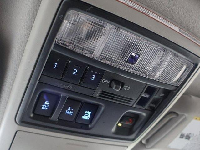 Photo of 2021 Blizzard Pearl Toyota 4Runner