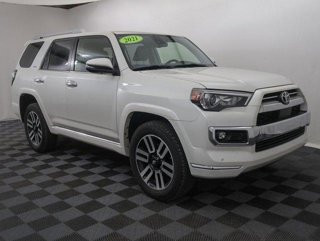 Photo of 2021 Blizzard Pearl Toyota 4Runner