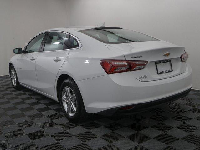 Photo of 2022 Summit White Chevrolet Malibu