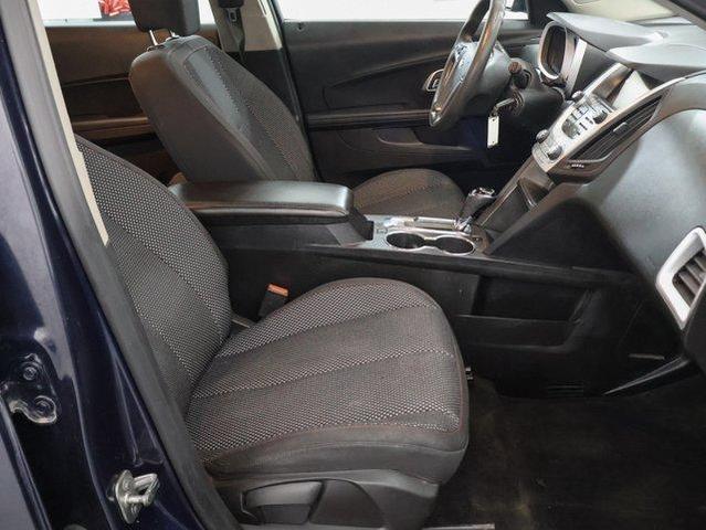 Photo of 2017 Blue Velvet Chevrolet Equinox