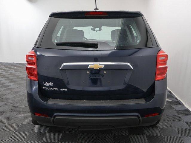 Photo of 2017 Blue Velvet Chevrolet Equinox
