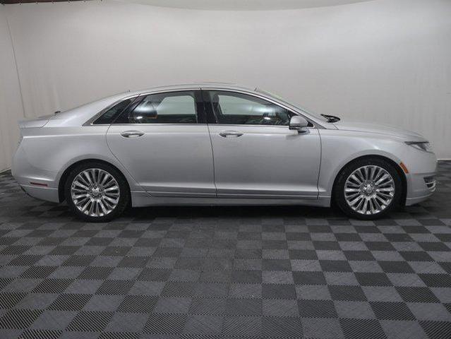 Photo of 2015 Ingot Silver Lincoln MKZ