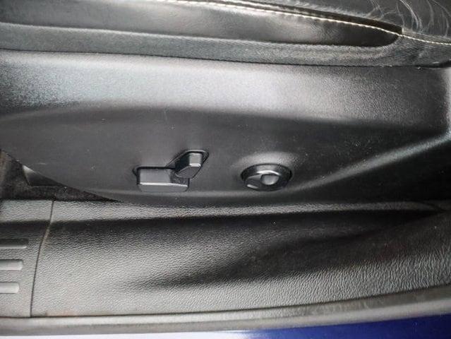 Photo of 2016 True Blue Pearlcoat Jeep Cherokee