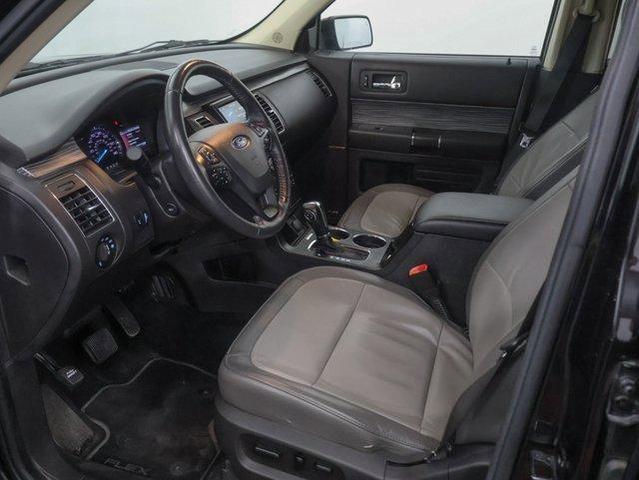 Photo of 2019 Agate Black Ford Flex