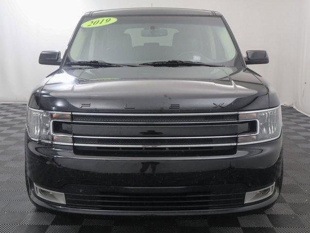 Photo of 2019 Agate Black Ford Flex