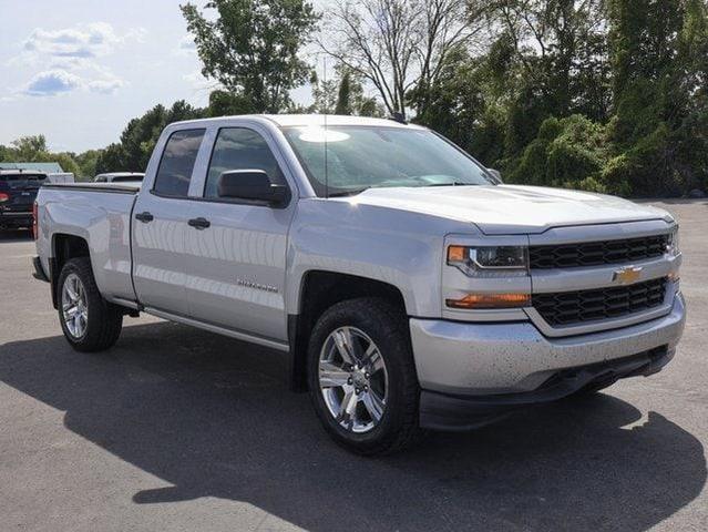 Photo of 2018 Silver Ice Chevrolet Silverado 1500