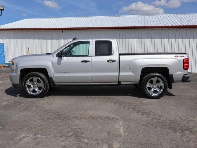 Photo of 2018 Silver Ice Chevrolet Silverado 1500