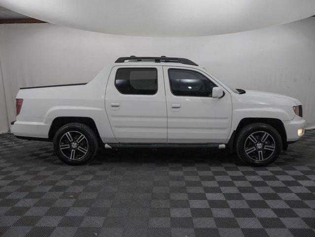 Photo of 2013 White Honda Ridgeline