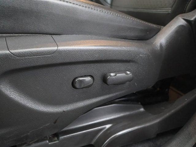 Photo of 2019 Summit White Buick Encore