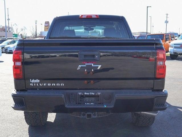 Photo of 2018 Black Chevrolet Silverado 1500