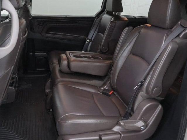 Photo of 2018 White Diamond Pearl Honda Odyssey