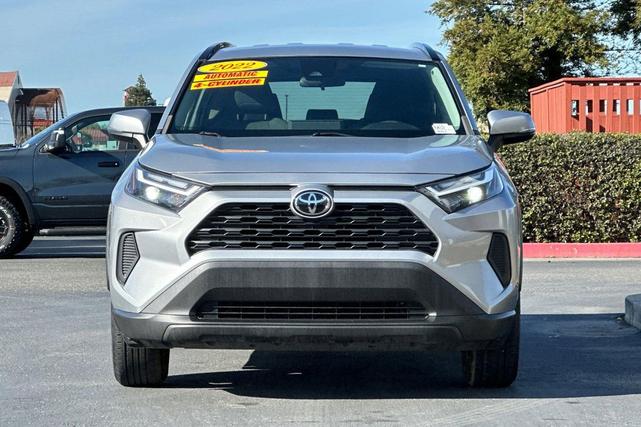 Photo of 2022 Silver Sky Metallic Toyota RAV4