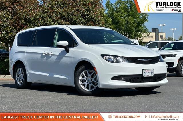 2023 Chrysler Voyager