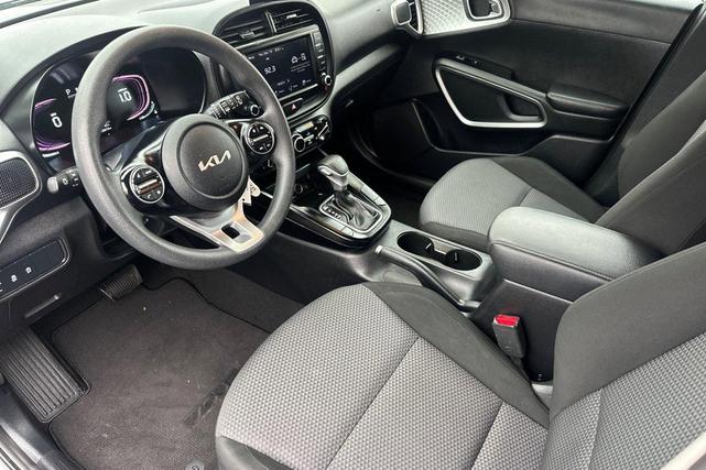 Photo of 2023 Gray Kia Soul
