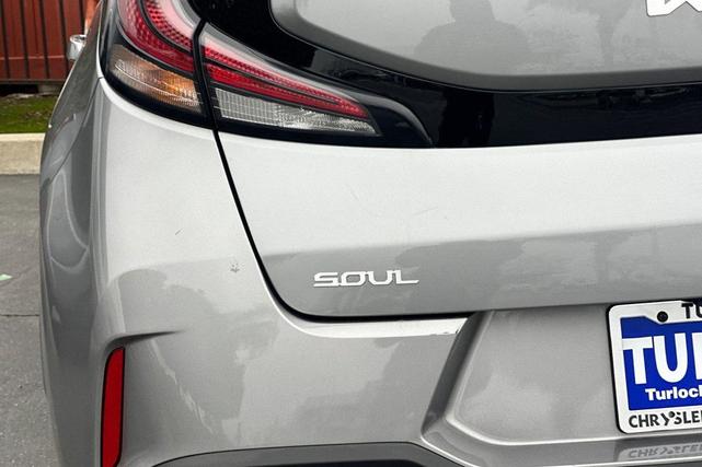Photo of 2023 Gray Kia Soul