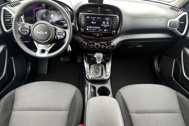 Photo of 2023 Gray Kia Soul