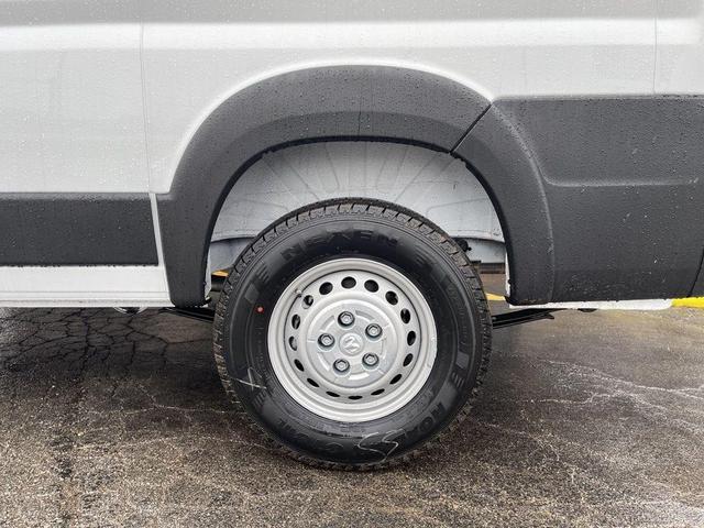 Photo of 2025 Bright White Clearcoat RAM ProMaster 1500