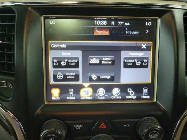 Photo of 2016 Granite Crystal Clearcoat Metallic Jeep Grand Cherokee