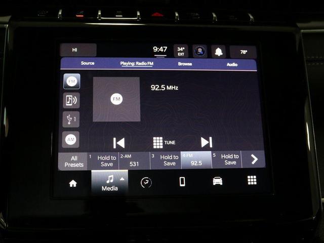 Photo of 2025 Silver Zynith Jeep Grand Cherokee L
