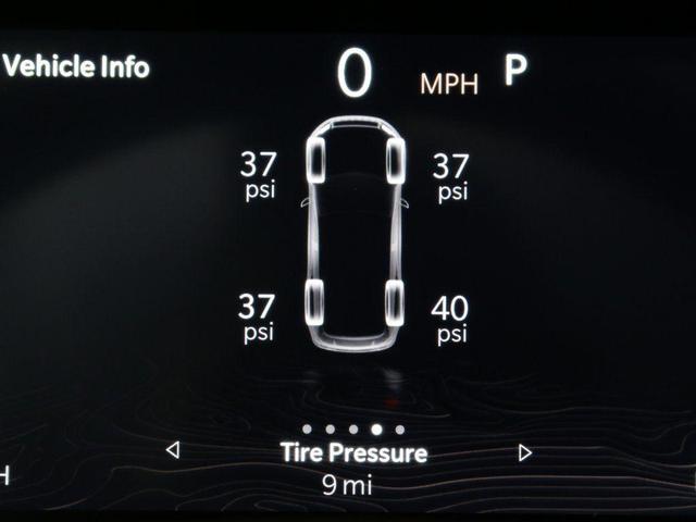 Photo of 2025 Silver Zynith Jeep Grand Cherokee L